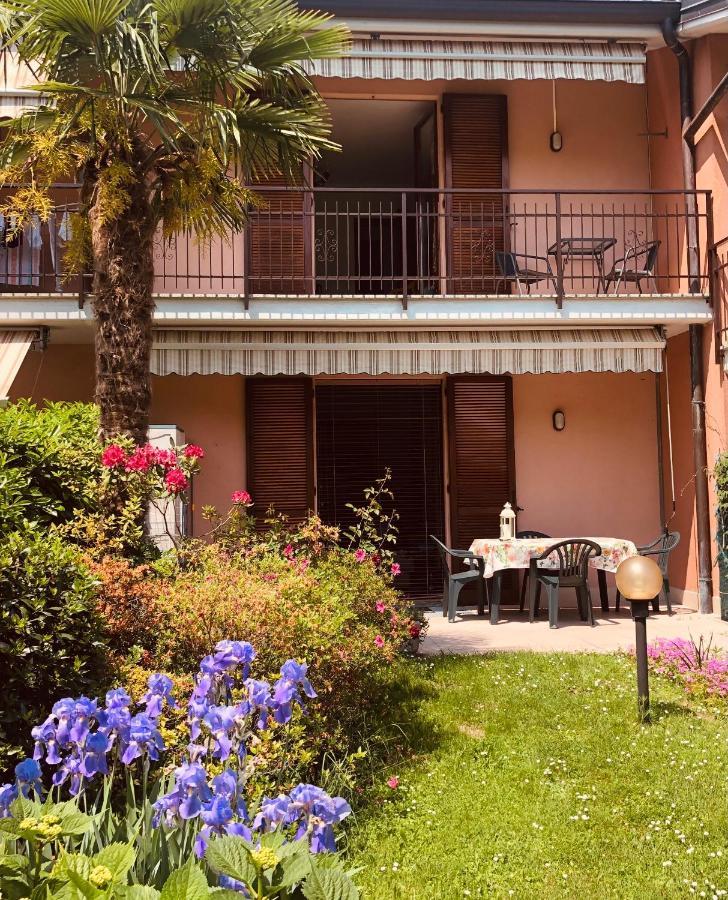 Casa Tiziana Villa Lavena Ponte Tresa Luaran gambar