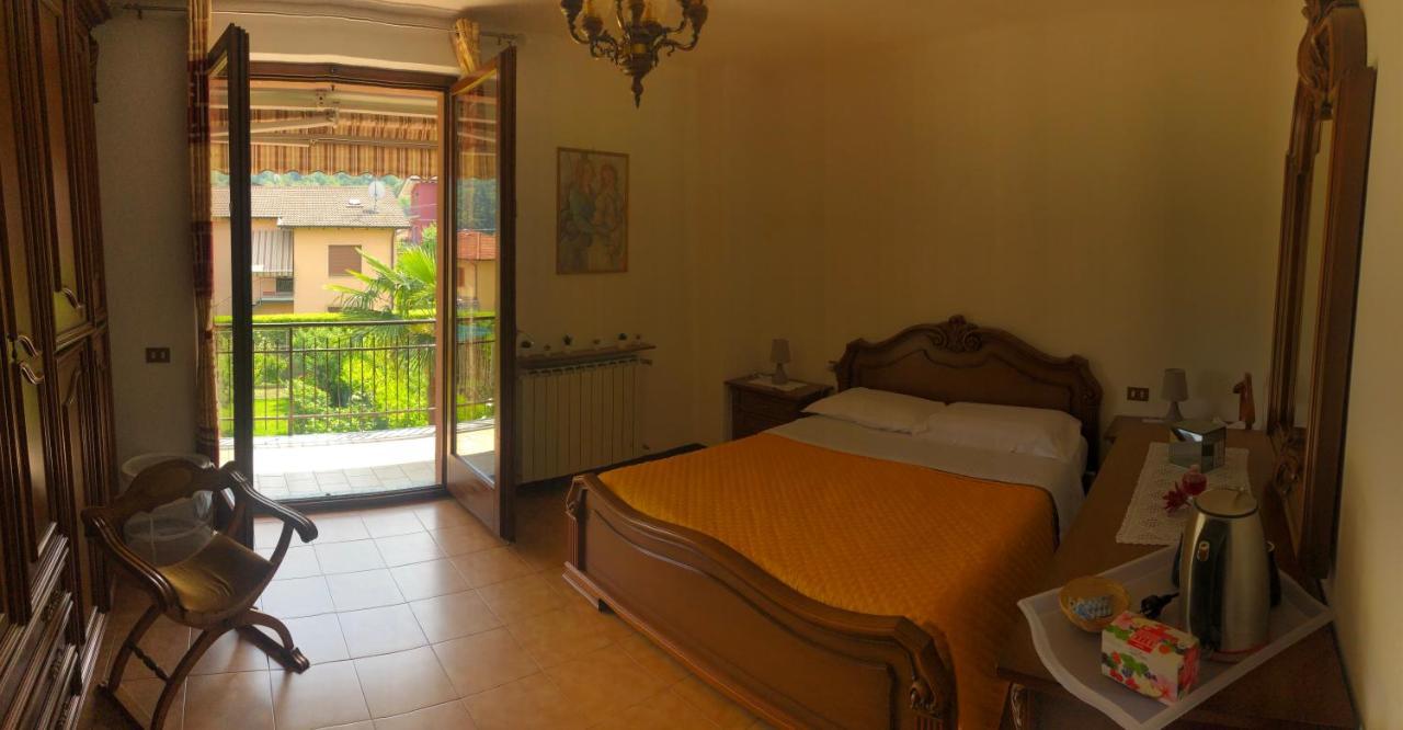 Casa Tiziana Villa Lavena Ponte Tresa Luaran gambar