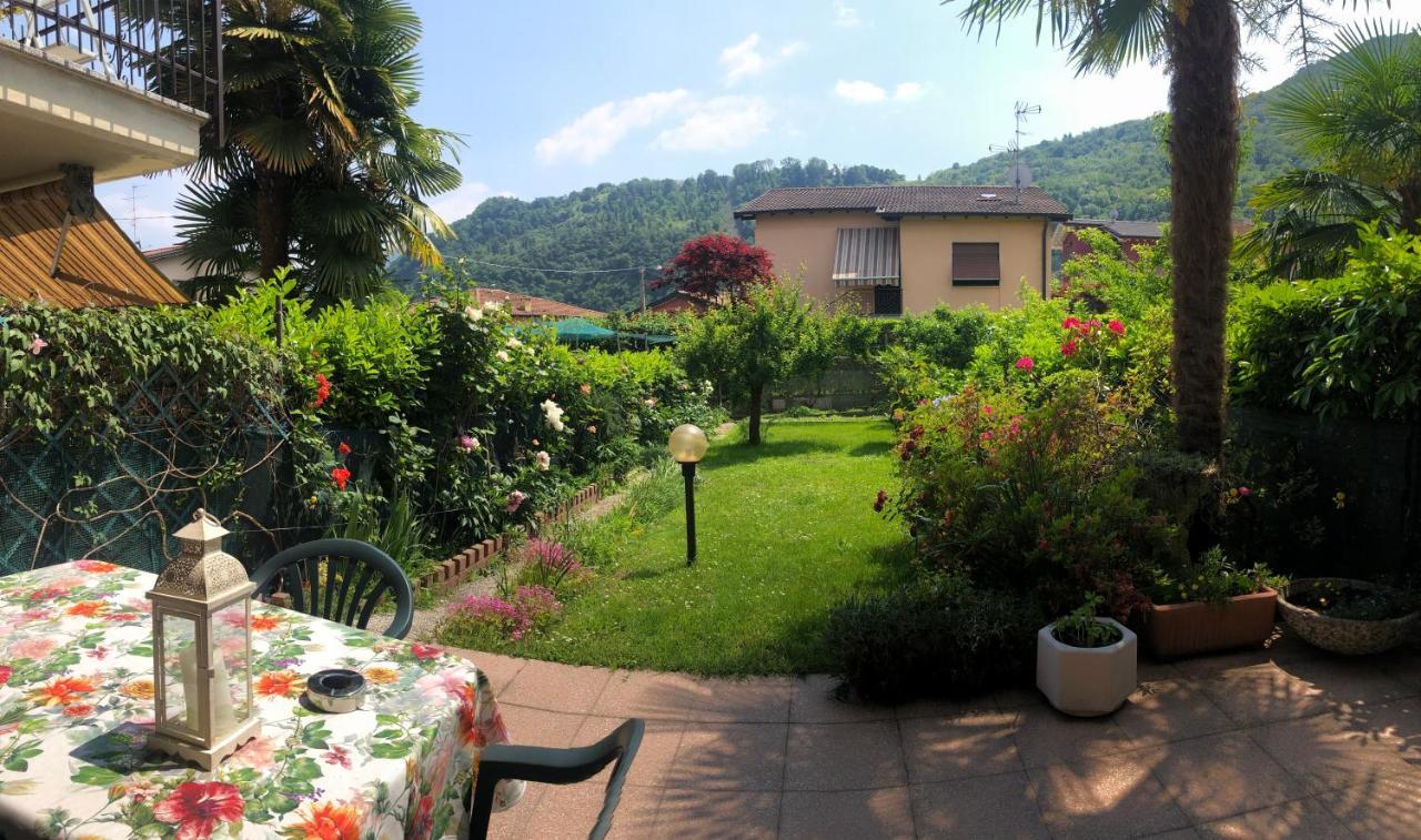Casa Tiziana Villa Lavena Ponte Tresa Luaran gambar