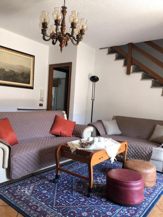 Casa Tiziana Villa Lavena Ponte Tresa Luaran gambar