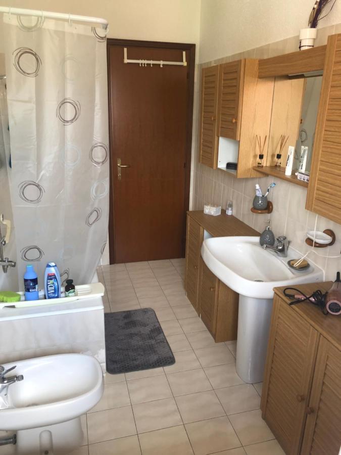 Casa Tiziana Villa Lavena Ponte Tresa Luaran gambar