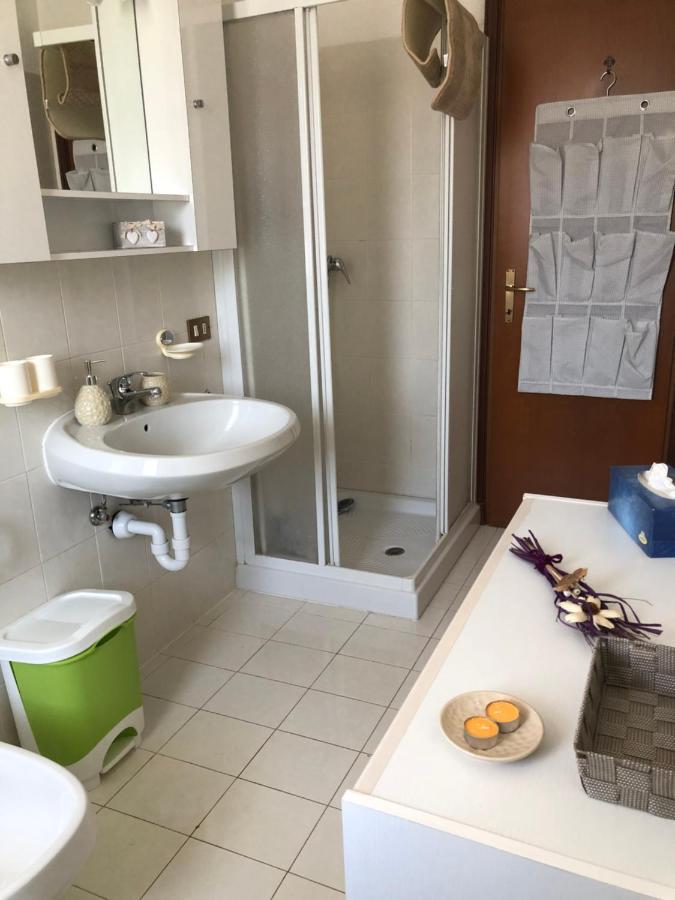 Casa Tiziana Villa Lavena Ponte Tresa Luaran gambar